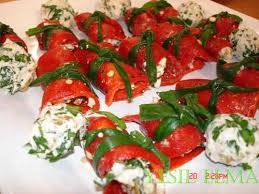 http://www.e-oktayusta.com/uc-dakika/peynirli-kirmizi-biber-sarma-373.html
