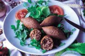 http://www.google.com.tr/images?q=tbn:kPqbVSoN4cbBZM::www.resimlertv.com/data/media/1970/adana-icli-kofte.jpg