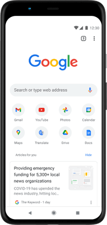 Pixel 4 XL telefon ekranında Google.com arama çubuğu, favori uygulamalar ve önerilen makaleler gösteriliyor.