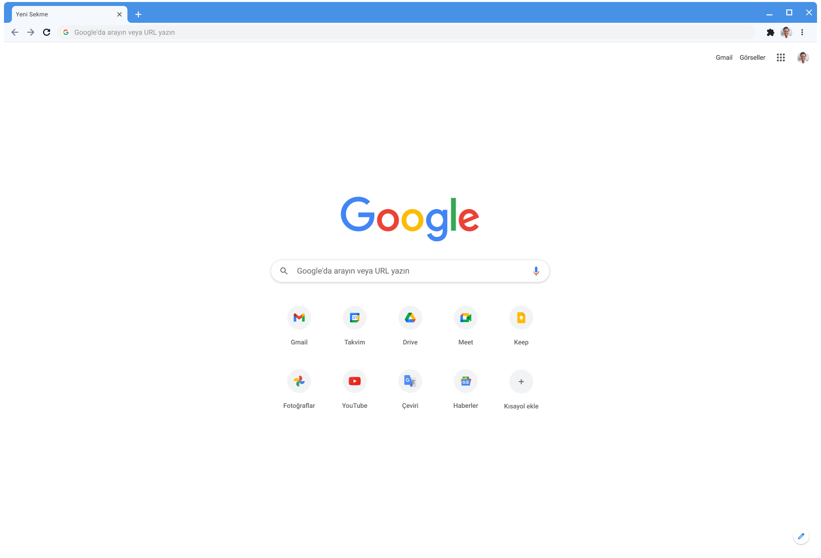 Klasik tema kullanılan Chrome tarayıcı penceresinde Google.com gösteriliyor.